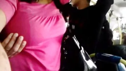Un compagno di classe mostra il seno maschile che è necessario per masturbarsi con lei e chiamare sua sorella video hard gratis e sicuri