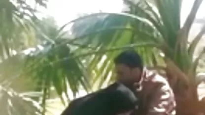 Un amico di trucchi e l'ha venduta come schiava a un maniaco per una bottiglia di whisky così buona film erotici porno gratis