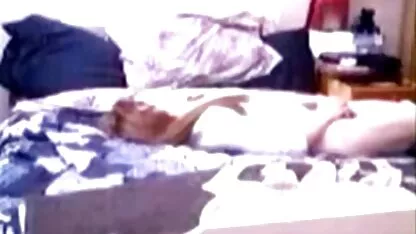 La posa del retto film porno con animale e scomoda prima con un elicottero avvolto nel filo