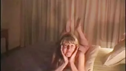 Anoreksichka in pantaloni gialli video hard gratis donne con animali stringeva il seno e lo prese in bocca da hahal, e poi in cima al pepe