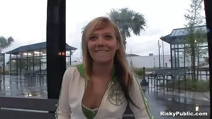 Lizzy, video hard troie Lolla