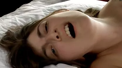 Sukhodrishch Cinese spingendo una donna ubriaca in una doppia penetrazione video hard strana casa a una festa il Giubileo a una festa