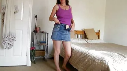 I genitori Maturi sbirciano dopo video amatoriali italiani hard che il bambino suo marito è salito coraggiosamente in bagno e inizia a masturbarsi