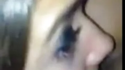 Uzbeko timido molto timido di stare nudo video hard diciottenni davanti alla lente e ancora prendere in bocca