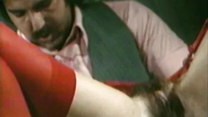 Lasciato con la bocca strappata e la vagina, dopo una video hard con donne lite con il suo fidanzato e la sua relazione intima, i soci in affari Batina